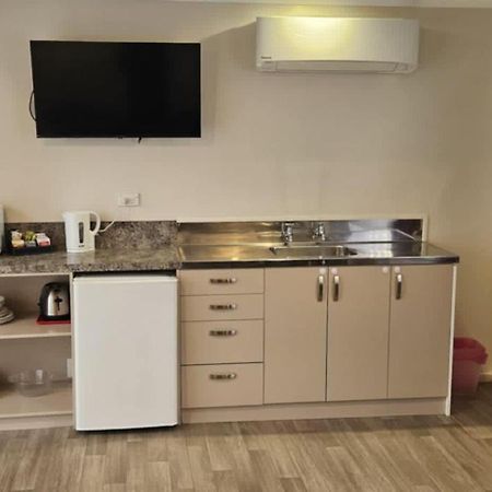 גיסבורן Sunnydays Motel מראה חיצוני תמונה