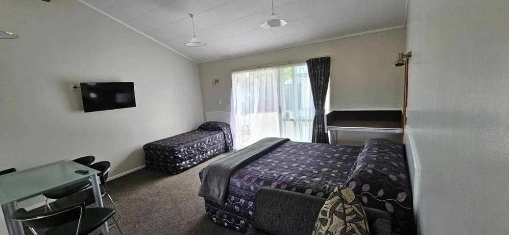 גיסבורן Sunnydays Motel מראה חיצוני תמונה