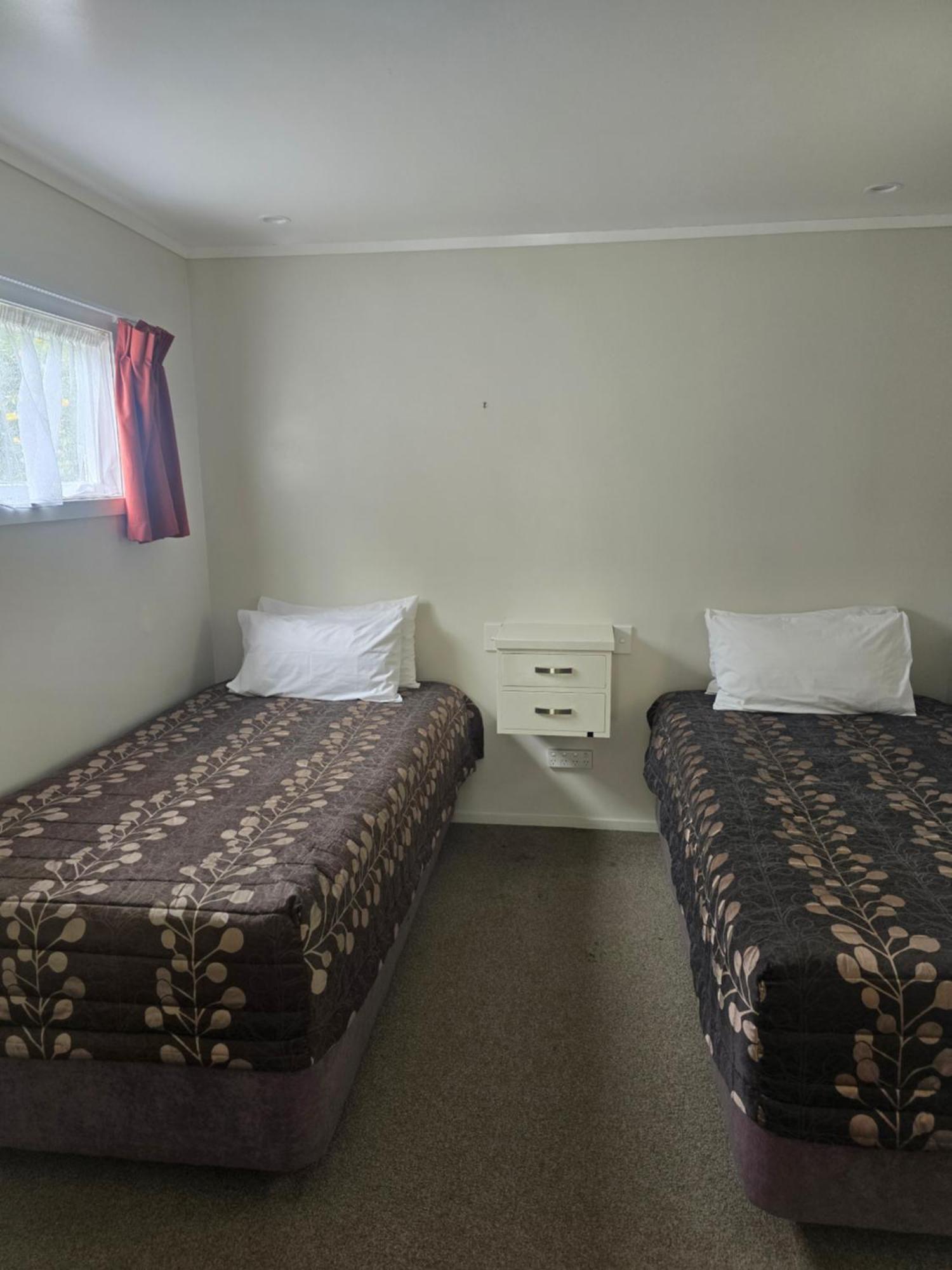 גיסבורן Sunnydays Motel מראה חיצוני תמונה